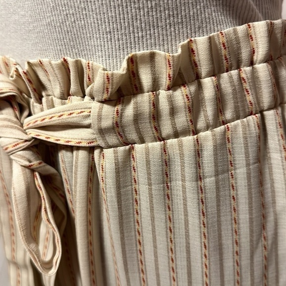 Love and piece collective white and cream jumpsuit size S - Picture 8 of 8